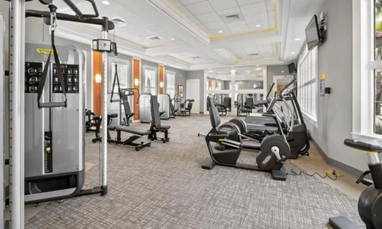 Solterra Resort: South-Facing 6-Bed Pool Home with Resort Amenities Davenport