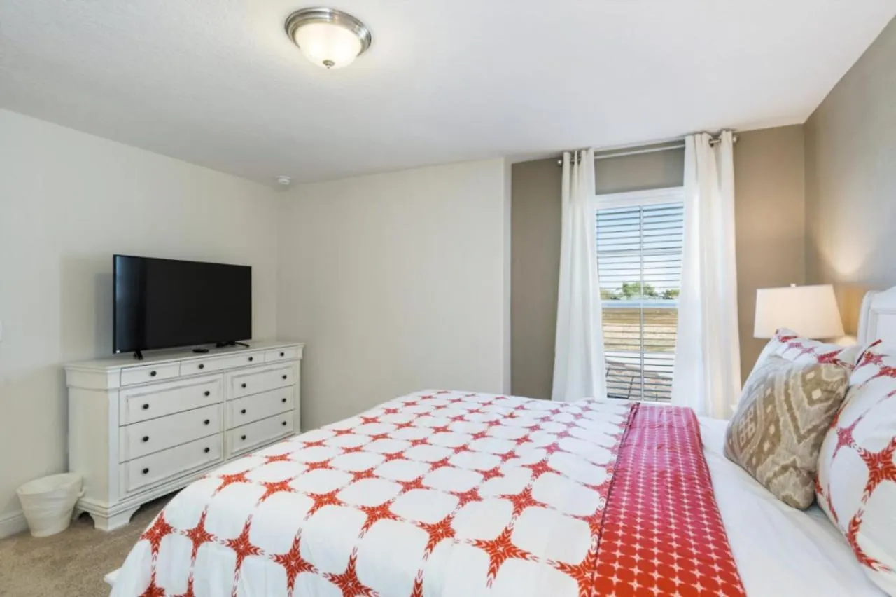 Solterra Resort: South-Facing 6-Bed Pool Home with Resort Amenities Davenport United States
