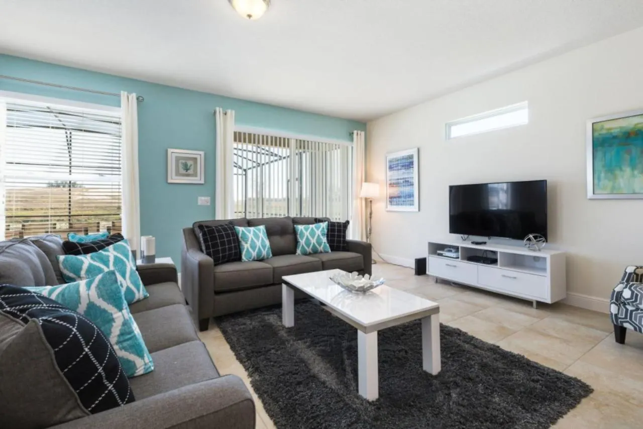 Solterra Resort: South-Facing 6-Bed Pool Home with Resort Amenities Davenport 0*,  United States