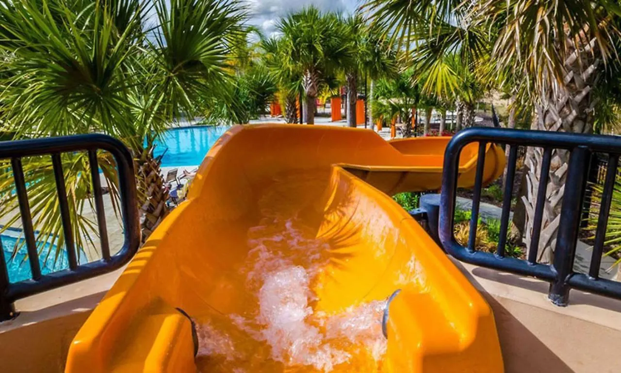 Solterra Resort: South-Facing 6-Bed Pool Home with Resort Amenities Davenport Holiday home